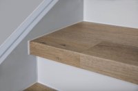 Treppe renovieren aus Ihrem Klebevinyl